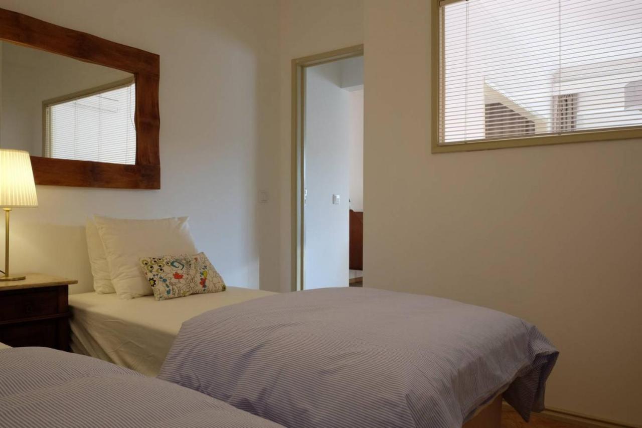 Central 2 Bedroom Apt W/Garden And Pantheon Views Lisabona Exterior foto